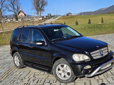 Mercedes Klasa M W163 Terenowy 4.0 V8 (400 CDI) 250KM 2003