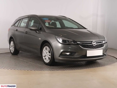 Opel Astra 1.4 123 KM 2018r. (Piaseczno)