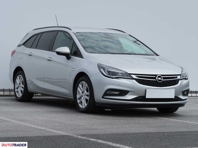 Opel Astra 1.6 108 KM 2018r. (Piaseczno)