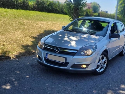 Opel Astra H 1.6 - hatchback - długie opłaty