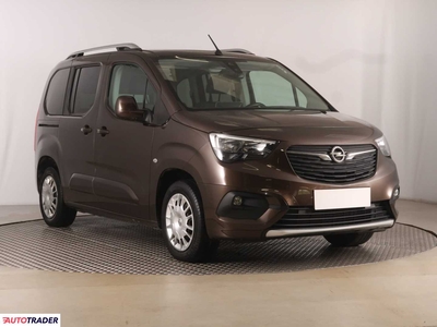 Opel Combo 1.5 100 KM 2018r. (Piaseczno)