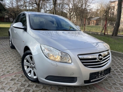 Opel Insignia I Sedan 1.8 Twinport ECOTEC 140KM 2010