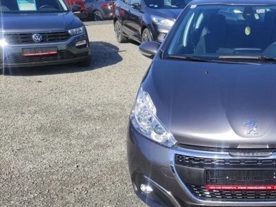 Peugeot 208 I Hatchback 5d Facelifting 1.2 PureTech 82KM 2019