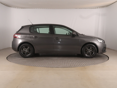 Peugeot 308 2019 1.2 PureTech 50116km Hatchback