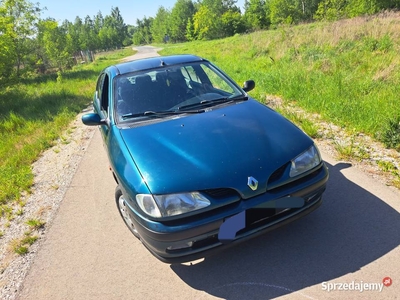 Sprzedam ładne Renault Megane 1.4 benzyna 1999r