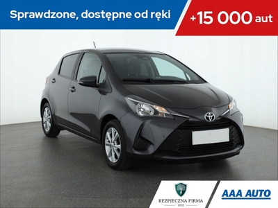 Toyota Yaris III Hatchback 5d Facelifting 2017 1.0 VVT-i 72KM 2020