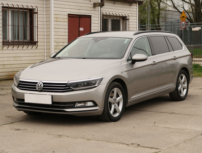 Volkswagen Passat 2015 1.8 TSI 131475km Kombi