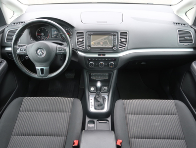 Volkswagen Sharan 2015 2.0 TDI 170048km Samochody Rodzinne