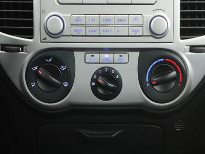 Hyundai i20 2010 1.4 32706km ABS klimatyzacja manualna