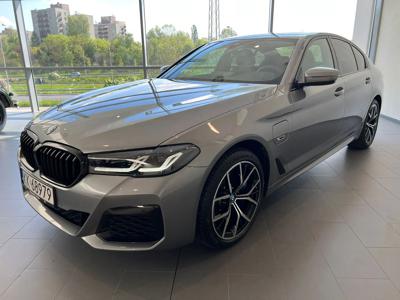 Używane BMW Seria 5 - 293 600 PLN, 11 200 km, 2022