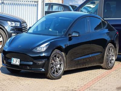 Używane Tesla Model 3 - 142 000 PLN, 30 000 km, 2019