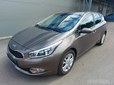 KIA CEED 2013R. 1396CM3