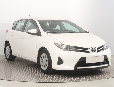 Toyota Auris II , Salon Polska, Klimatronic, Parktronic