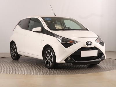 Toyota Aygo , Salon Polska, 1. Właściciel, Serwis ASO, Klima, Tempomat