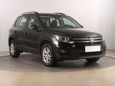 Volkswagen Tiguan , Salon Polska, 1. Właściciel, Serwis ASO, Navi, Klimatronic,