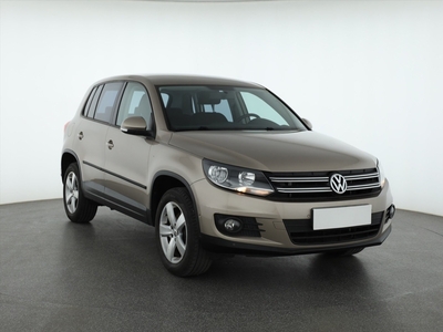 Volkswagen Tiguan , Salon Polska, Serwis ASO, Klimatronic, Parktronic