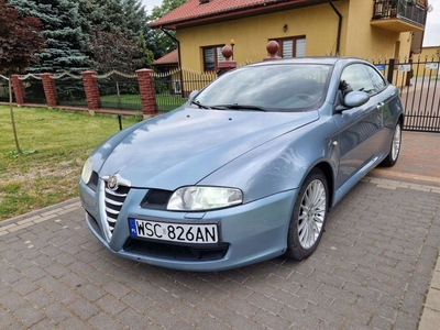 Alfa Romeo GT II 2.0 JTS 16v 165KM 2005