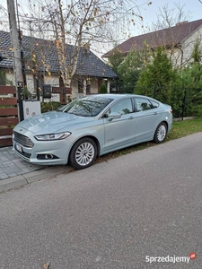 Ford Fusion Hybryda