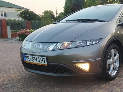 HONDA CIVIC BENZYNA SUPER STAN