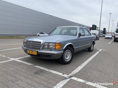 Mercedes 380 S V8 - zabytek.