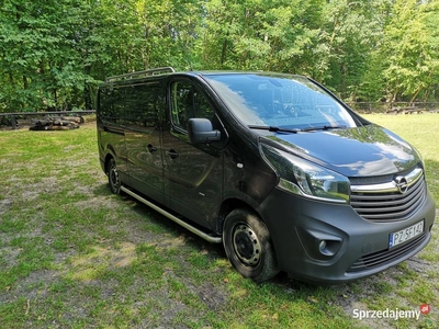 Opel Vivaro Furgon BiTurbo 1,6D