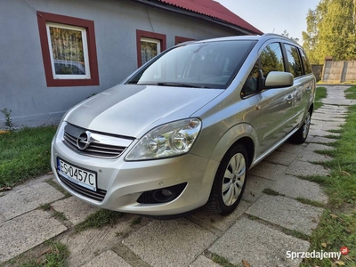 Opel Zafira lift 2011r 1.8 Benzyna! 7 osobowy! Bogate wyposażenie!