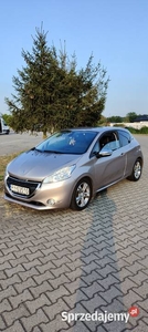 Peugeot 208 1.6 HDi 92km 2012