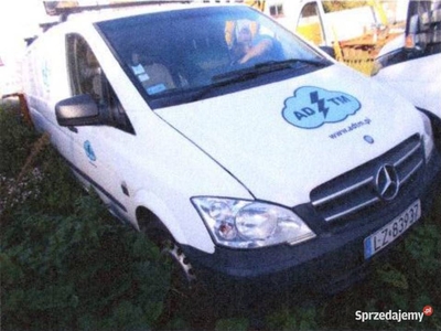 Syndyk sprzeda auto dostawcze Mercedes VITO, 2012 r.