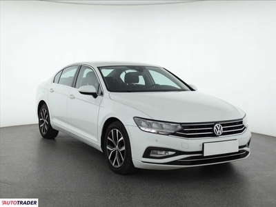 Volkswagen Passat 2.0 147 KM 2020r. (Piaseczno)