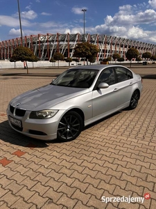 Zadbane BMW E90 318i 2008 r.