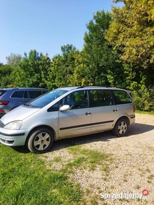 Sprzedam lub zamienię forda galaxy na auto z napędem na 4 koła