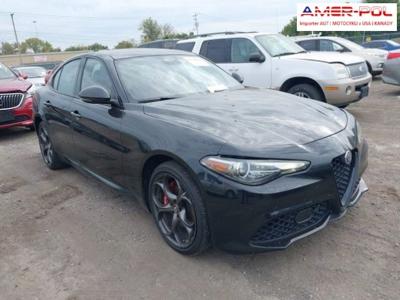 Alfa Romeo Giulia II Sedan Facelifting 2.0 Turbo 280KM 2021