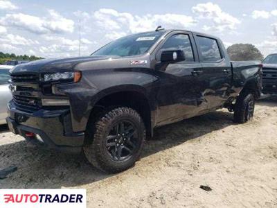 Chevrolet Silverado 6.0 benzyna 2022r. (SEAFORD)