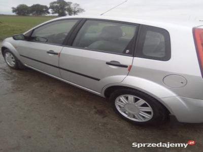 -Sprzedam Forda Fieste 2002r 1.4 benzyna