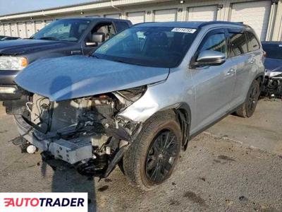 Toyota Highlander 3.0 benzyna 2019r. (LOUISVILLE)