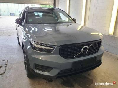 Volvo XC40 D4 R-Design Bezwypadkowy - Napęd 4x4 SUV,Diesel - Automatyczna