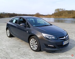 Astra 1.4T.Bogate wyposazenie.W ciągłej eksploatacji.Jeden właściciel