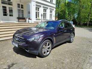 Infiniti FX37