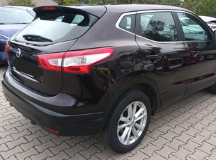 Nissan Qashqai 2015 1.2 DIG