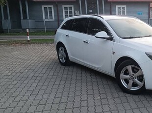 Opel Insignia OPC Line LED ksenon czarna podsufitka 118tys km