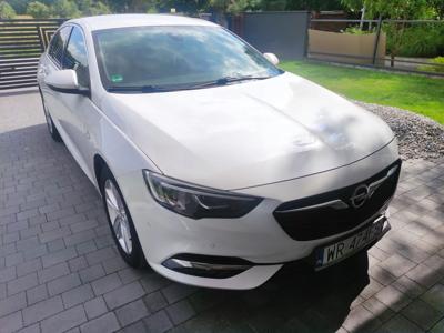 Używane Opel Insignia - 75 000 PLN, 49 165 km, 2018