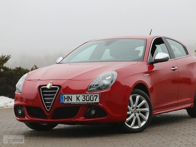 Alfa Romeo Giulietta Nouva 120KM Turbo Pół Skóry Ledy Pdc Klimatronik 1właściciel Niemcy