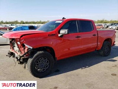 Chevrolet Silverado 2.0 benzyna 2023r. (FRESNO)