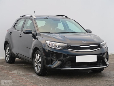 Kia Stonic , Salon Polska, 1. Właściciel, Automat, VAT 23%, Klima,