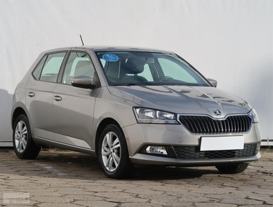 Skoda Fabia III , Salon Polska, 1. Właściciel, Serwis ASO, Klima, Parktronic