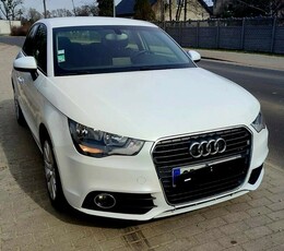 A1 5 drzwi bardzo zadbane 1.6tdi