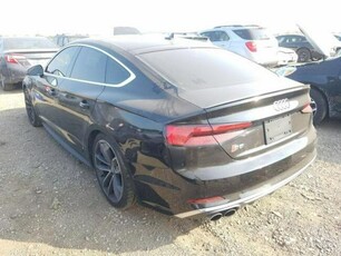 Audi S5 2018, 3.0L, 4x4, uszkodzony bok