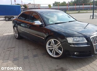 Audi S8 5.2 FSI Quattro