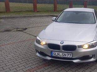 Bmw 3 F30 sedan 1.6 benzyna