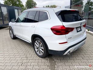 BMW X3 xDrive30i Luxury Line